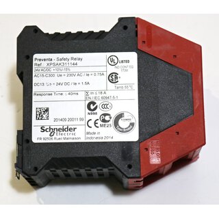 Schneider Electric  Safety Relay XPSAK311144  gebraucht/used