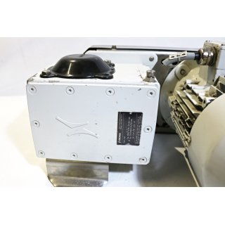 Siemens 3 ~ Motor 1LA70904AA99-ZN04 + Krones Getriebe KRV 076 33 9540
